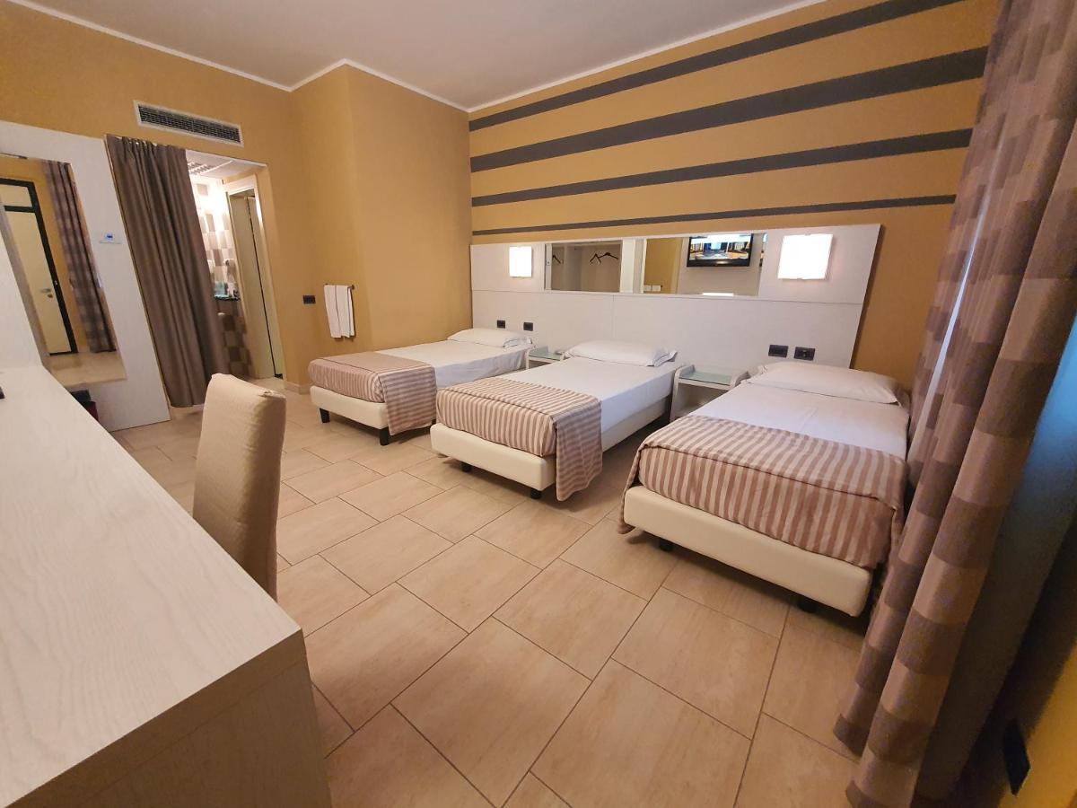 Hotel Motel 2 Castel San Giovanni  Luaran gambar